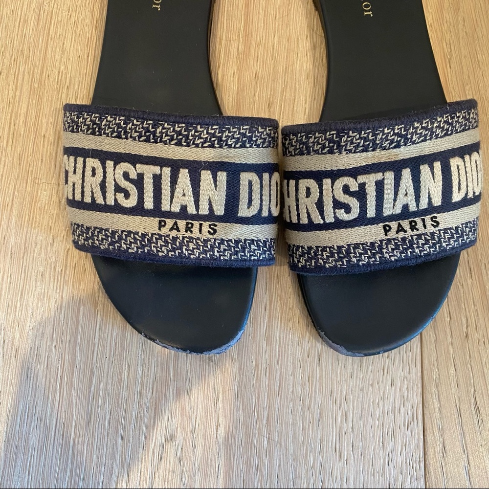 Dior slides